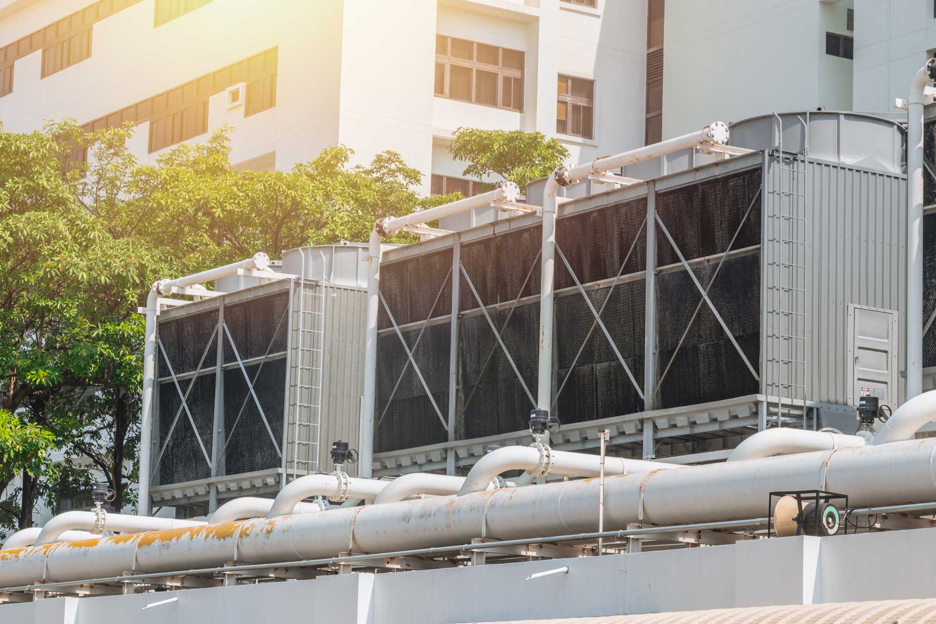 Cooling tower on a New York City building rooftop, potential source of Legionnaires' disease bacteria in outbreaks.